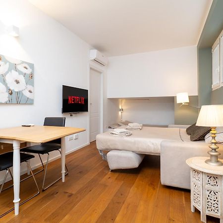 Citylife-Duomo Comfort Suite & Metro A 2 Minuti! Milan Bagian luar foto