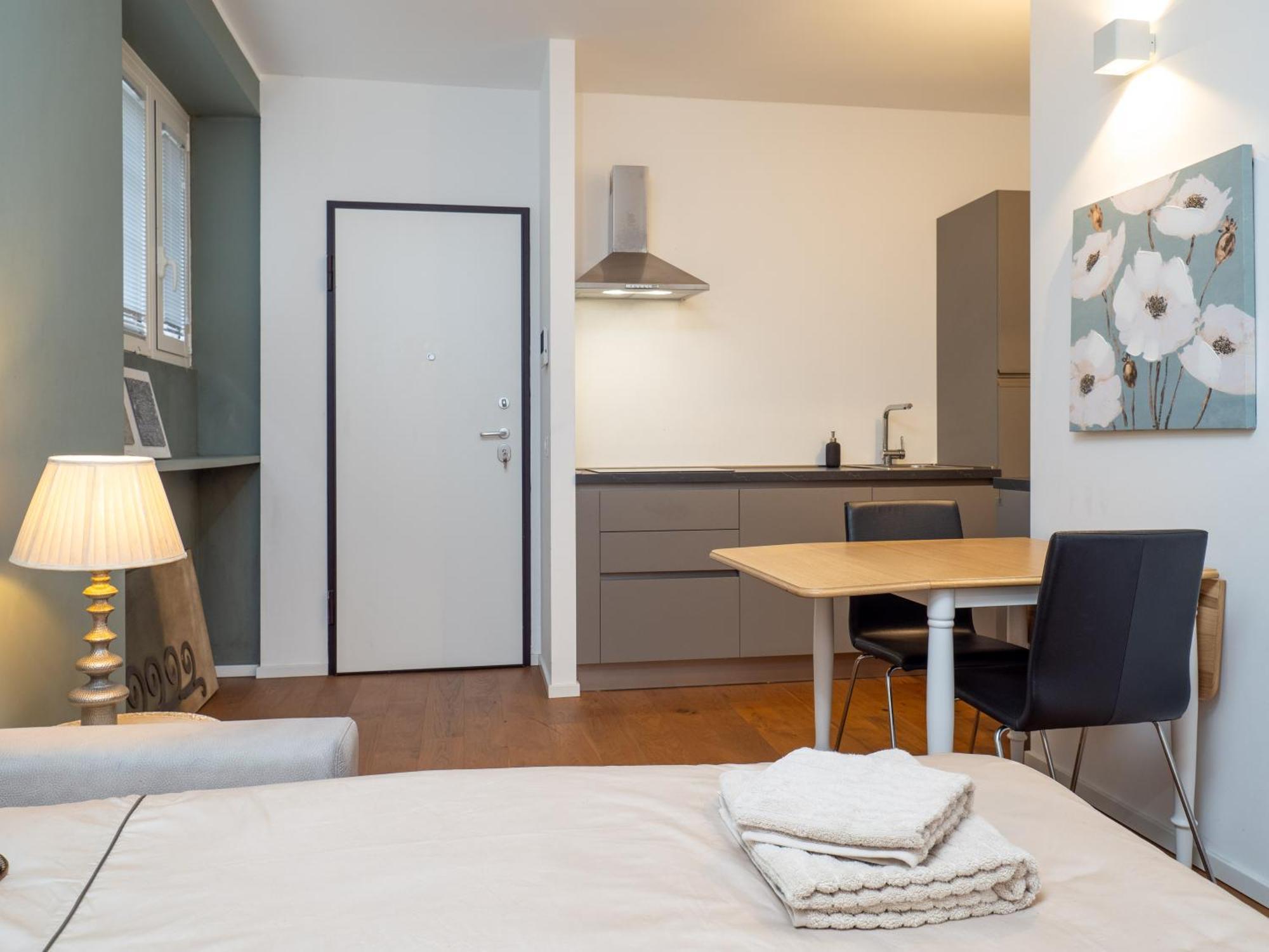 Citylife-Duomo Comfort Suite & Metro A 2 Minuti! Milan Bagian luar foto